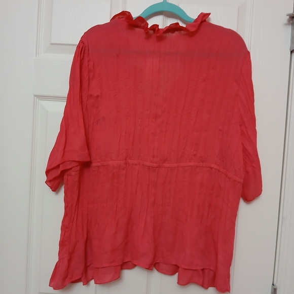 Women's Pink Ruffled Top - Picture 5 of 5